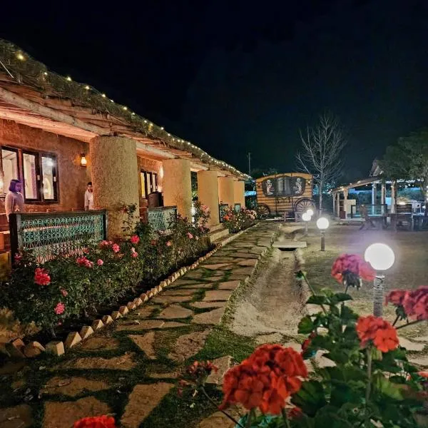 Orange Lake Resort, hotel in Khanpur