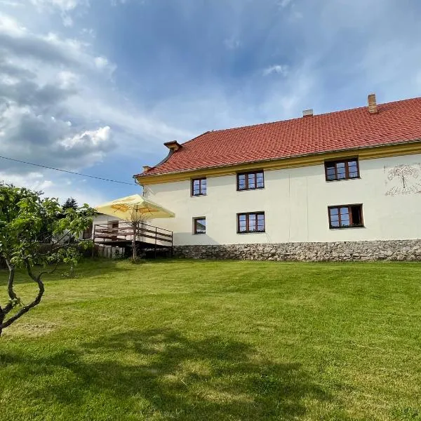 Apartmán u Čarků, hôtel à Mirotice