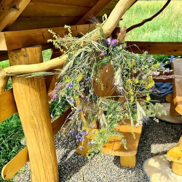 Cuda Wianki, hotel sa Zdów