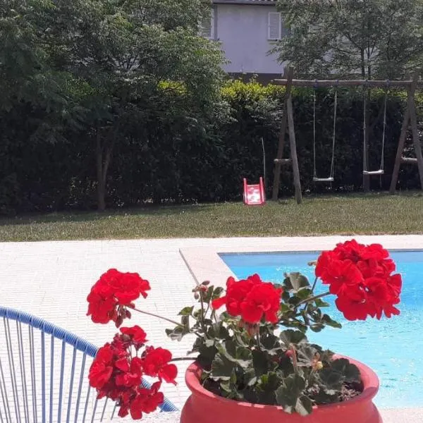 Villa Garden & Pool - Alojamentos, hotel v destinaci Celorico de Basto