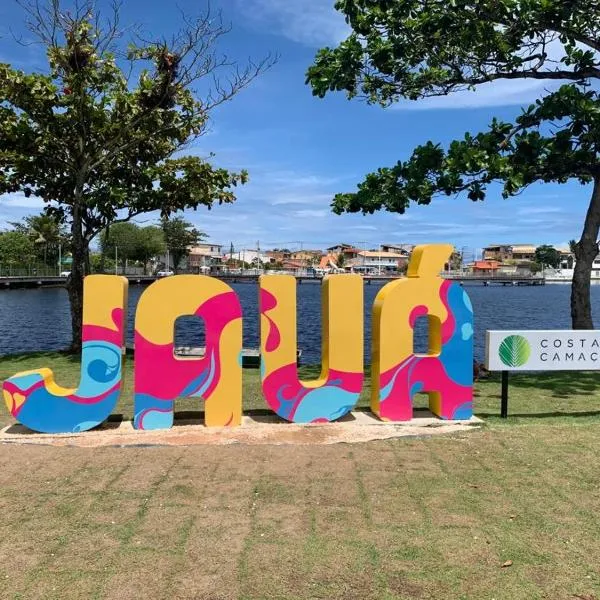 Casa Completa com piscina, 800m da praia de Jauá, hotell i Candeias