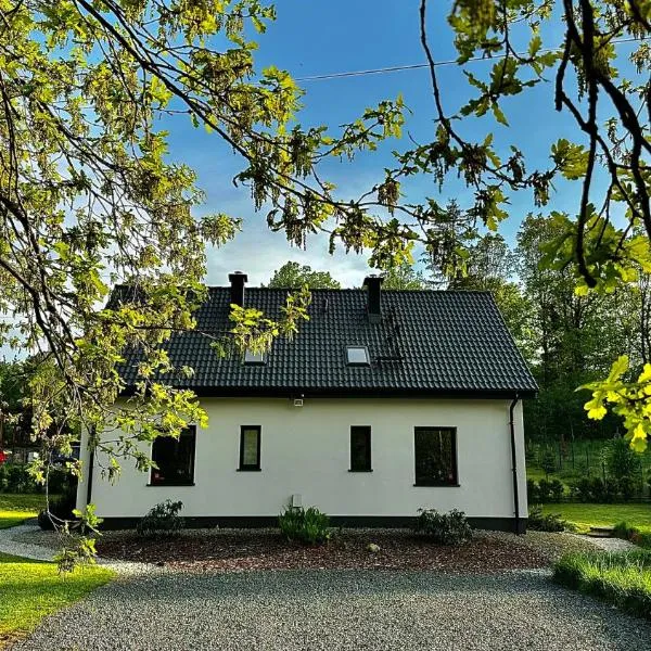 Apartamenty Karkonoska Polana, hotelli kohteessa Staniszów