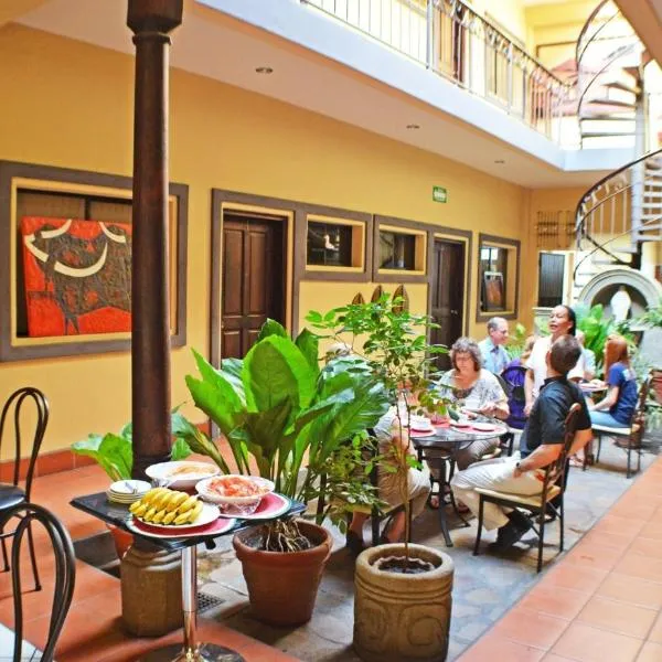 Hotel Los Balcones de Chinandega – hotel w mieście Gemastepe