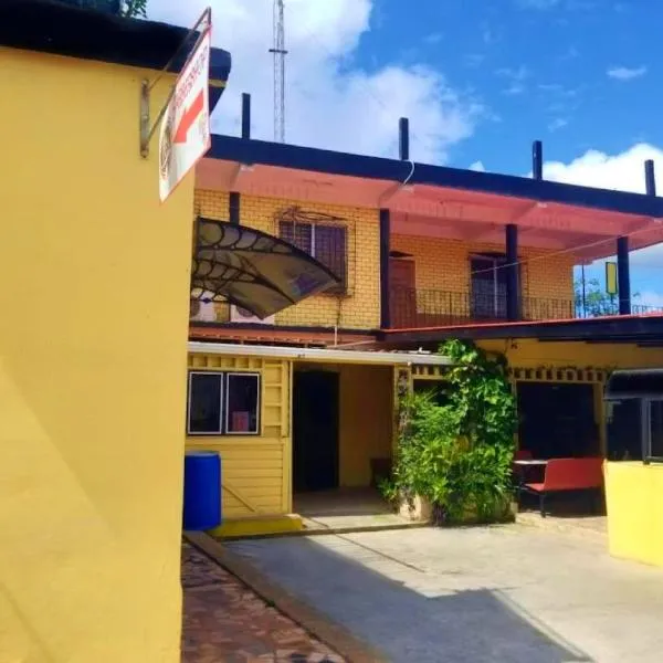 Maxroomz, hotelli kohteessa San Ignacio