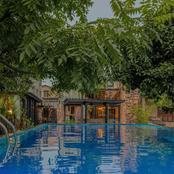 张家界天门山伴田居民宿, hotel in Zhangjiajie