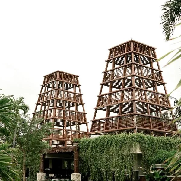 Sekuro Village Beach Resort, hotel in Jepara