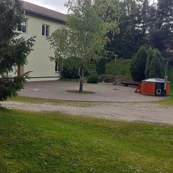 Viesu nams Vizbulītes, hotel v destinaci Talsi