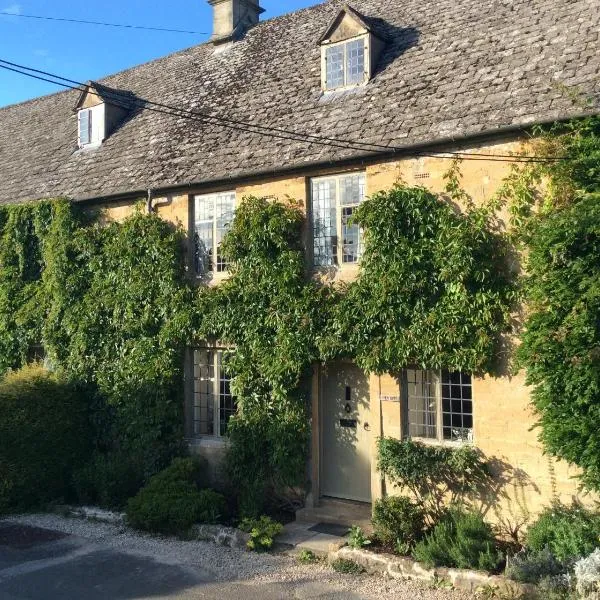 Beautiful grade 2 listed cotswold Stone Cottage, hotel v destinaci Chipping Norton