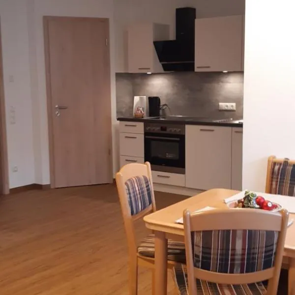 Ferienwohnung Hufeisen ebenerdig, hotel a Hopferau