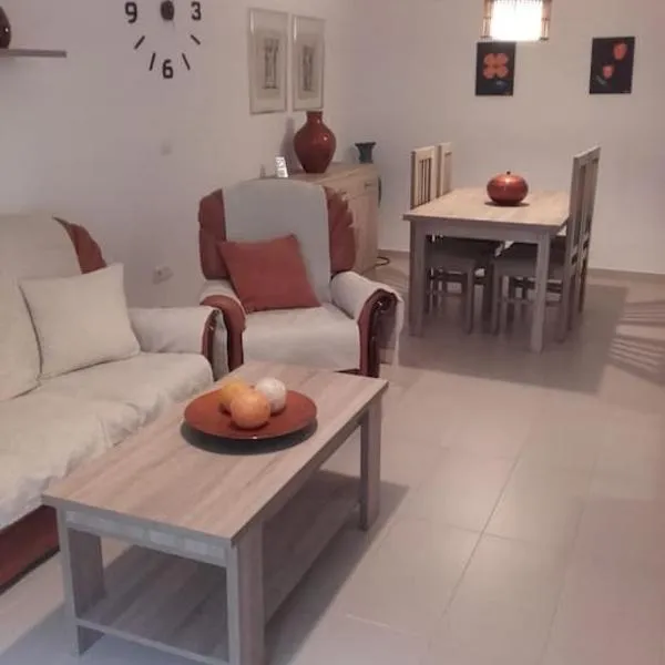 Vivienda vacacional con garaje Vistas a Mágina, hotel v destinaci Baeza
