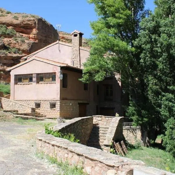 EL MOLINO De Villel, hotel in Libros