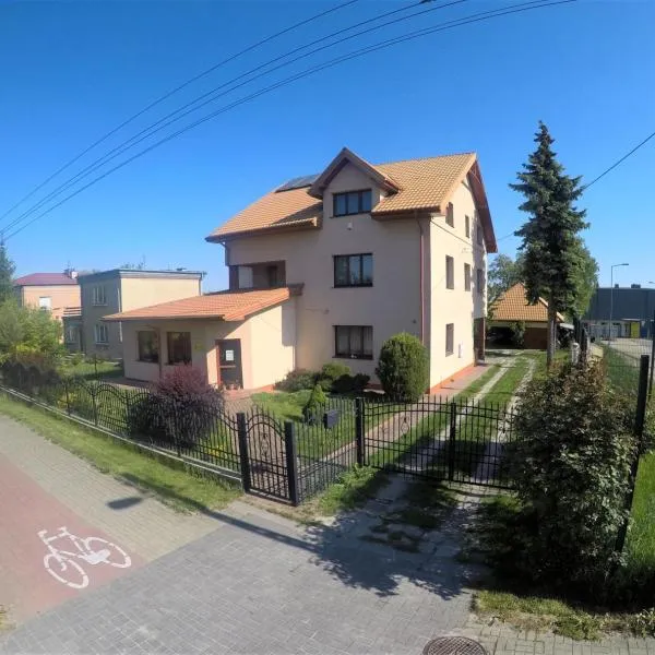 Pokoje gościnne, mieszkanie na wynajem w Świdniku k Lublina, hotel v destinácii Świdnik