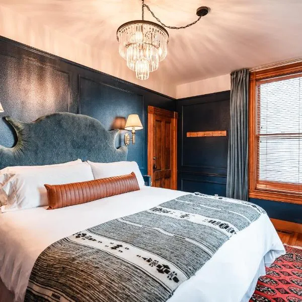 The Matriarch Suites- Downtown Ashland, OR, hotel v destinaci Ashland