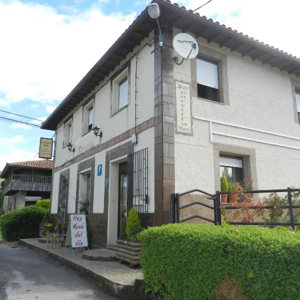 Pension Parrilla Casa Vicente、ティネオのホテル