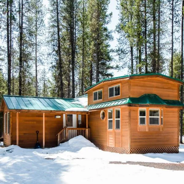 Willamette Pass Inn & Chalets, hotel di Odell Lake