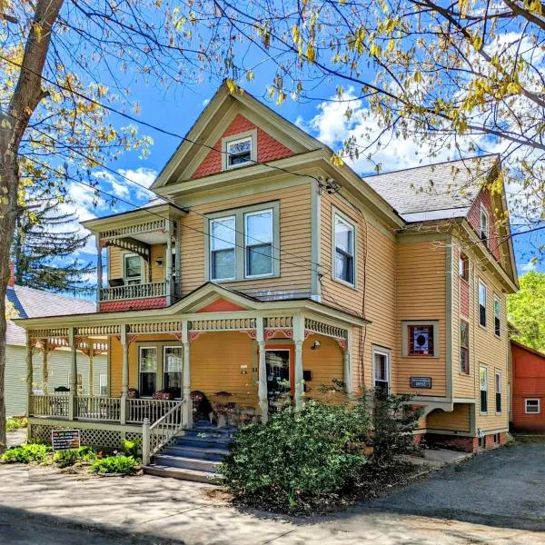 Blooming Inn Shelburne Falls, hotel in Charlemont