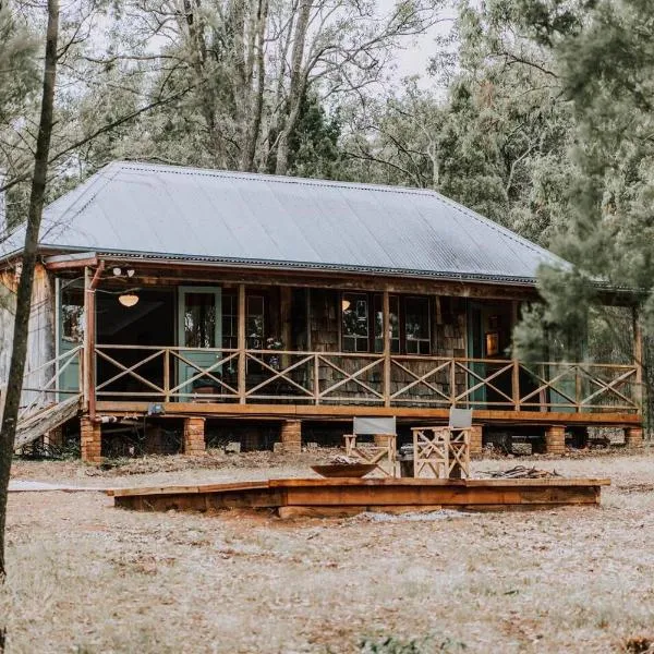 Black Springs - A Romantic Bushland Escape, hotel in Mudgee