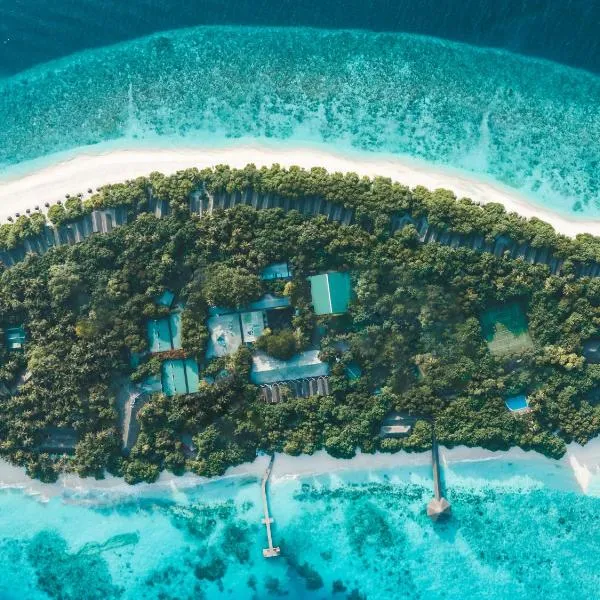 Reethi Beach Resort, hotel in Baa Atoll
