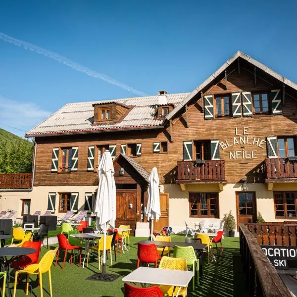 Hotel Le Blanche Neige – hotel w mieście Valberg