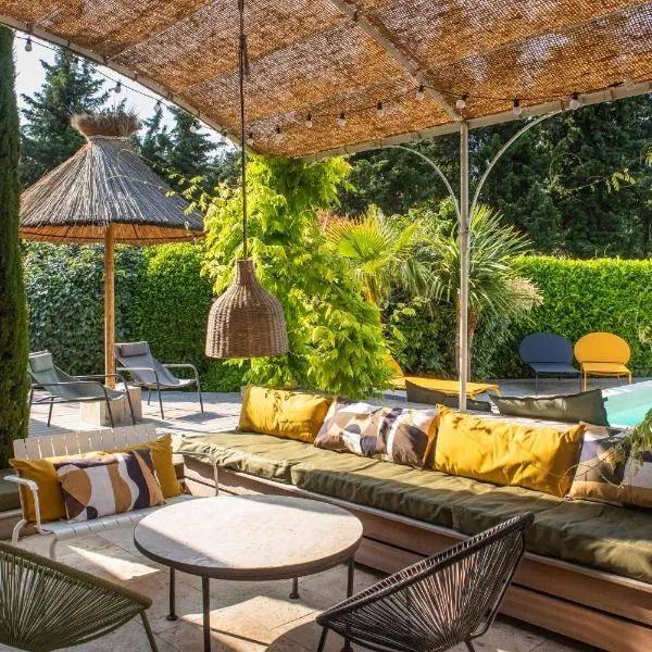 La case d'Eyragues, au coeur des Alpilles, hotel in Eyragues