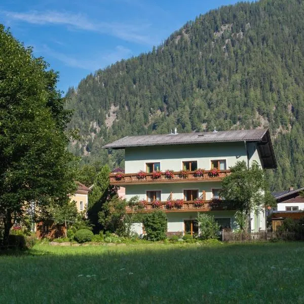 Pension Jägerhof, hotel v destinaci Mallnitz