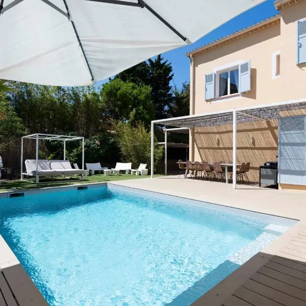 Villa Acacias - Au coeur de Saint-Tropez, hotel v Saint-Tropez