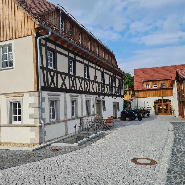 Lerchenberghof - barrierefreies Familien Landhotel mit FeWo, FeZi - Spielplatz Reiten Segway PT und mehr, hotel in Herrnhut