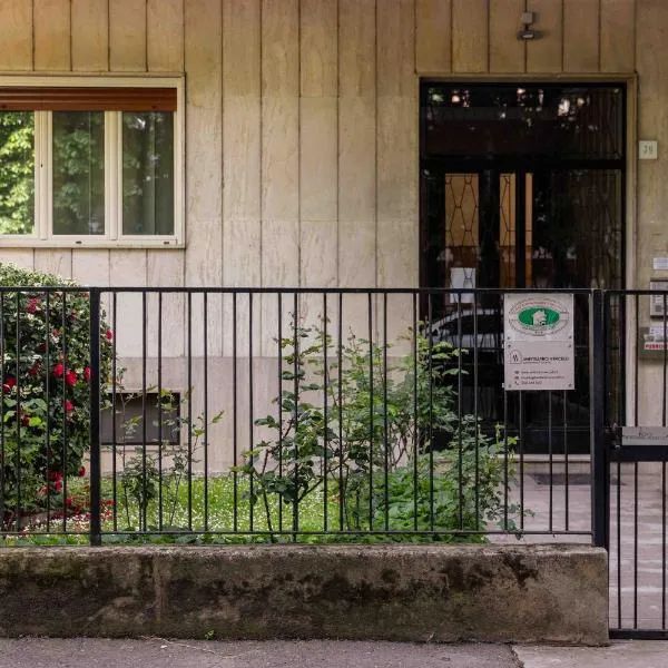 L'anfiteatro – hotel w mieście Vercelli