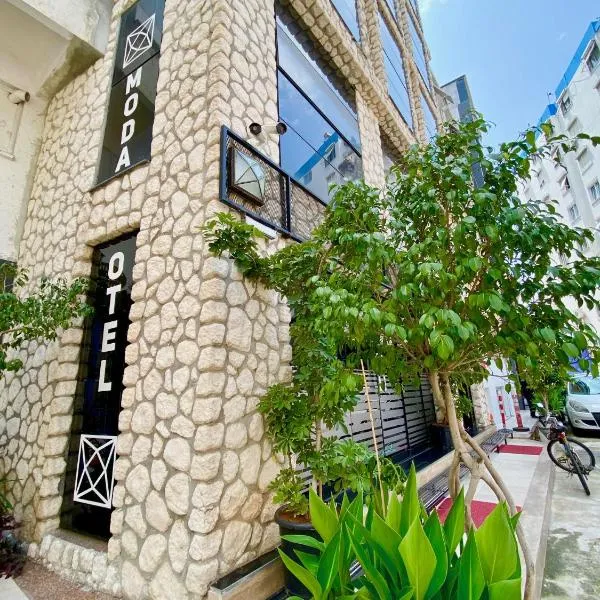 Moda Otel، فندق في أنطاليا