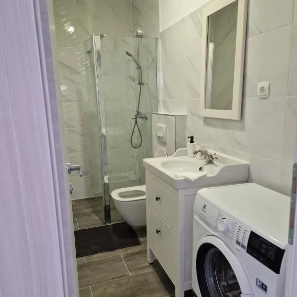 Apartmani Biskup, отель в городе Дуги-Рат