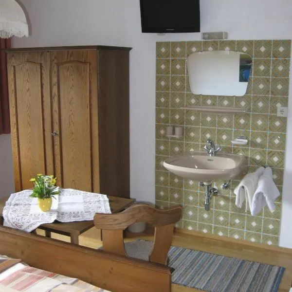 Haus Steinlechner, hotell sihtkohas Westendorf