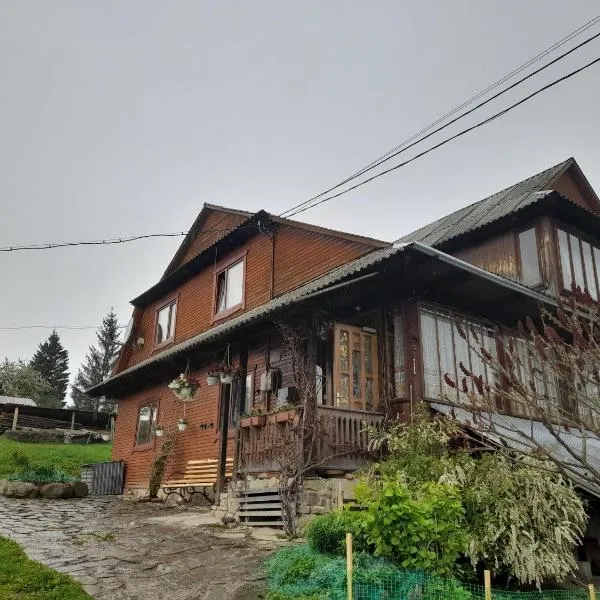 Na gorbochku u Natali, hotel di Vorokhta