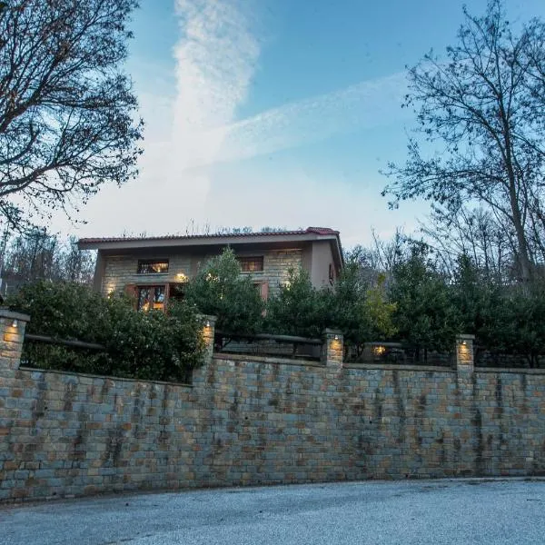 Acorn's Houses, Gray and Green Acorn, hotel di Ayía Sotíra