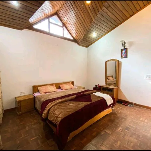 Woods Luxury Homestay, hotel in Nainital