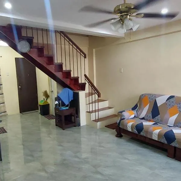 Affordable Home stay with 3 bedroom near CCLEX, hotell i Dapitan