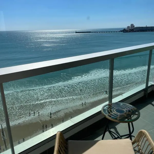 Face Mer vue d'exception Studio rénové au 9ème étage, hotel en Les Sables-dʼOlonne