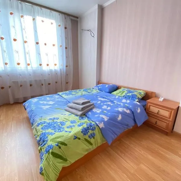 FlatService Двокімнатні апартаменти в ЖК "4 сезони", hotel in Kyiv