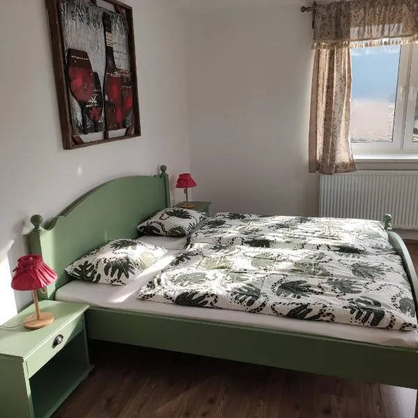 apartman šumiac 5, hotel in Šumiac