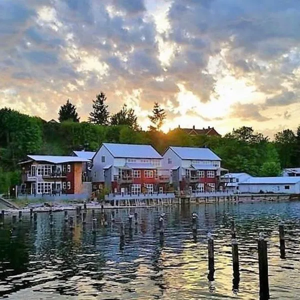 BOATYARRD Inn # 9, hotel in Saratoga