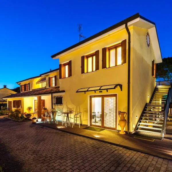 Ca' del Faro Bibione, hotel en Bibione