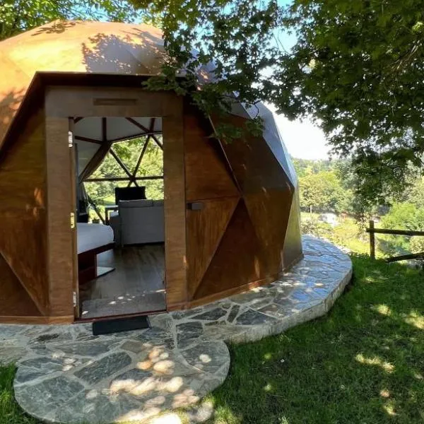 DomoCantabria, Cúpula experiencias, hotel v destinaci Sobremazas