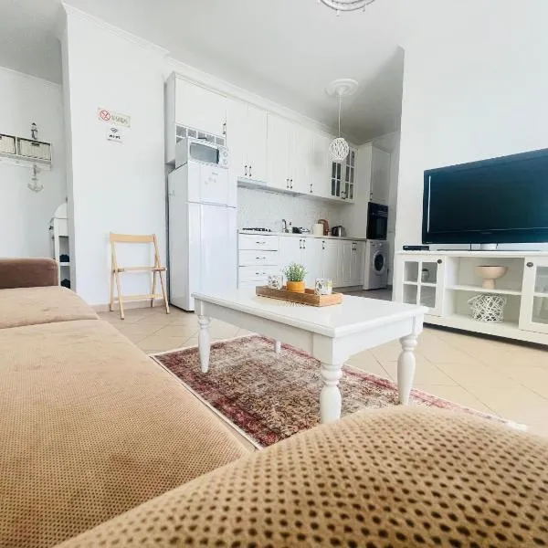Mediterranean Sea Apartments, hotel en Durrës
