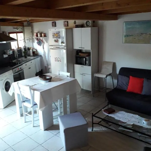 La P'tite Maison, hotel in Lisle