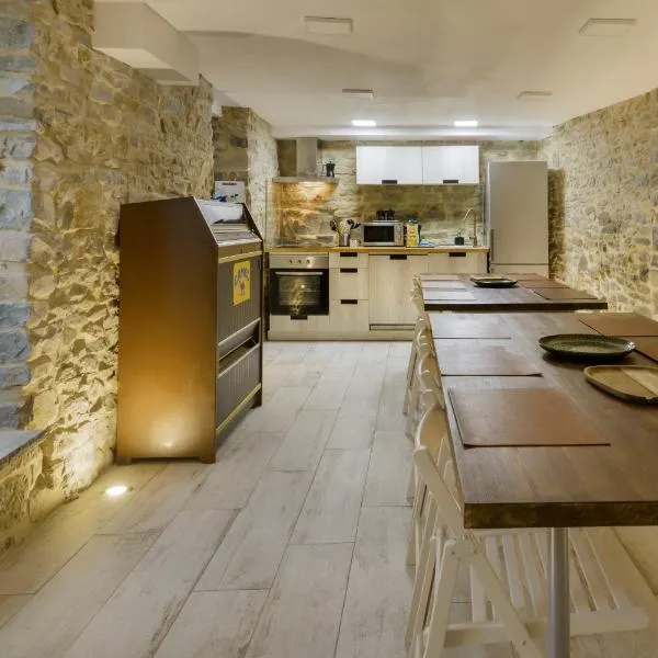 Casa Campanilla Jaca, hotel v destinaci Jaca