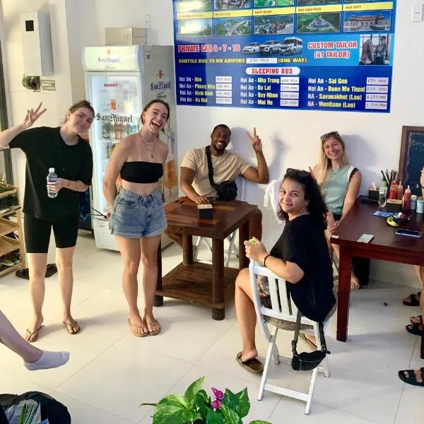 Dom Hostel and Bar、ホイアンのホテル