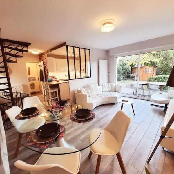 Le PATIO GARONNE maison 6 personnes, climatisé, Netflix, hotel in Portet-sur-Garonne