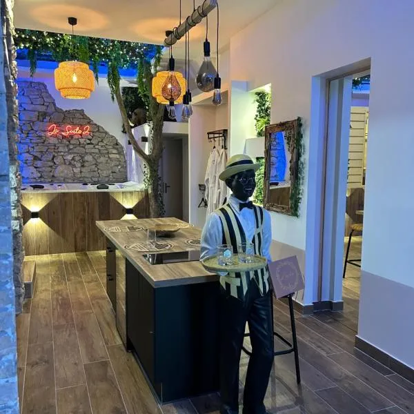 Grenoble LA SUITE 2 spa jaccuzzi et sauna privatif – hotel w Grenoble