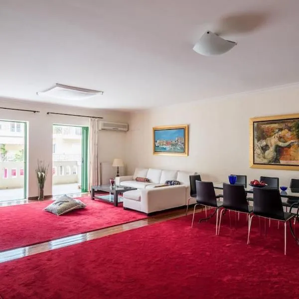 Spacious 3bedroom Apartment Nafplion, hotel en Nauplia
