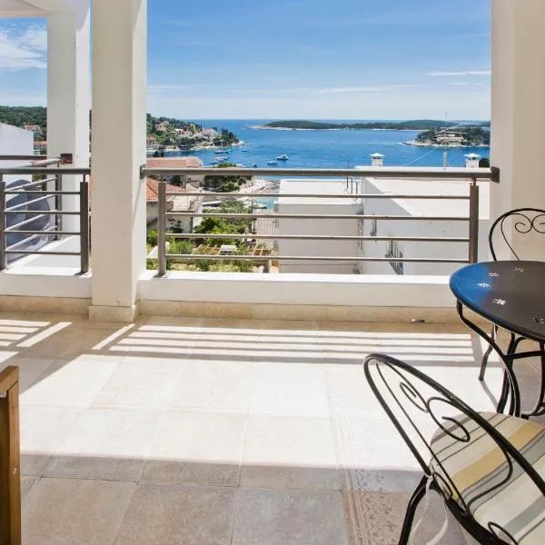 Rino, hotelli kohteessa Hvar