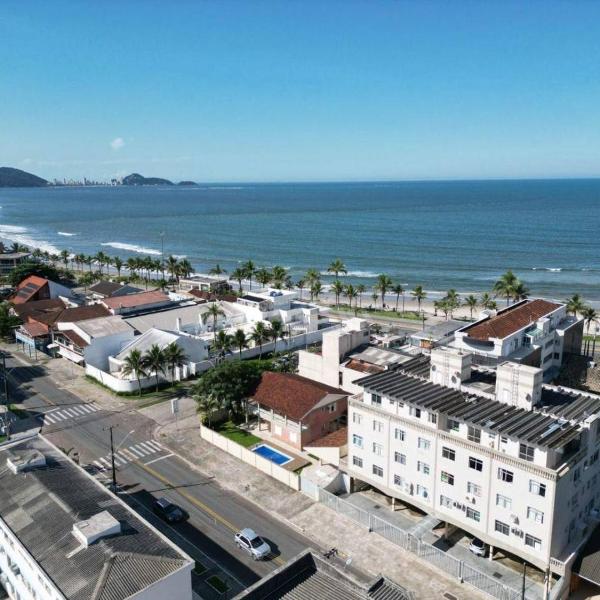Guaratuba praia central- pé na areia